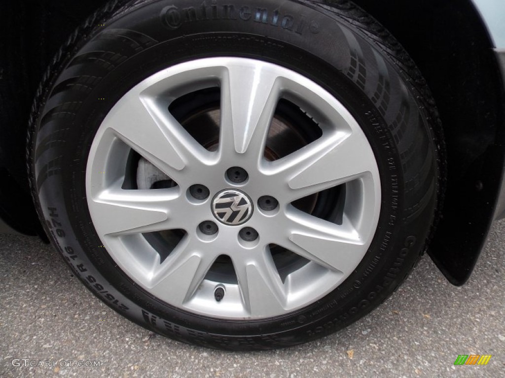 2006 Volkswagen Passat 2.0T Sedan Wheel Photo #82504439