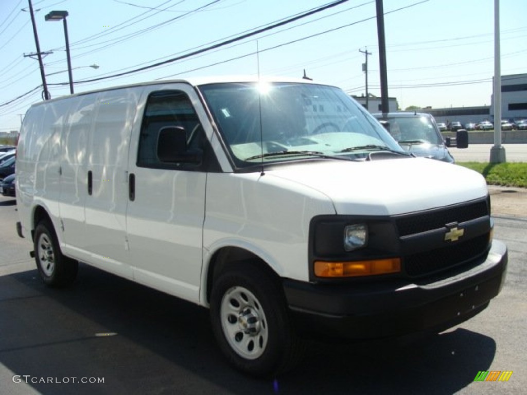 2013 Chevrolet Express 1500 Cargo Van Exterior Photos