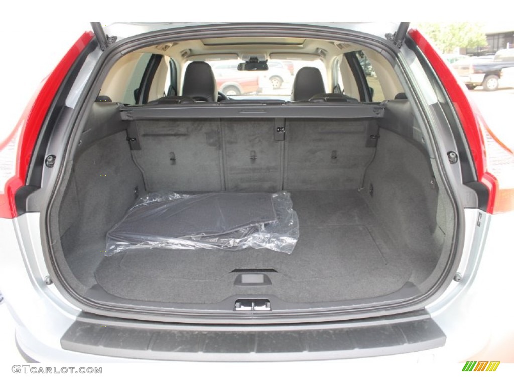 2013 Volvo XC60 3.2 Trunk Photo #82507423