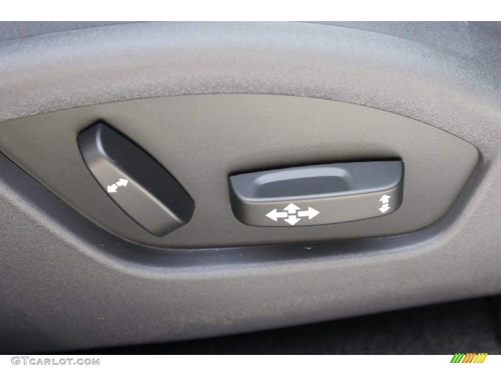 2013 Volvo XC60 3.2 Controls Photo #82507541