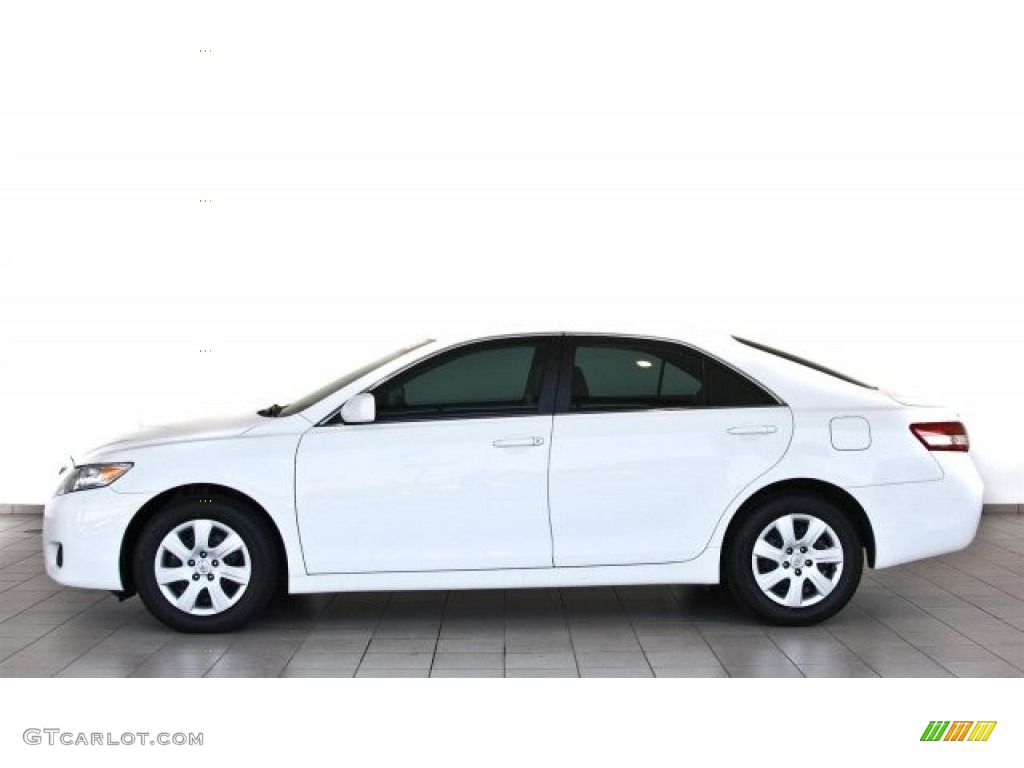 2010 Camry LE - Super White / Ash Gray photo #2