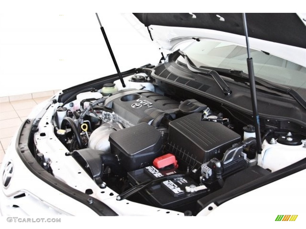 2010 Camry LE - Super White / Ash Gray photo #6