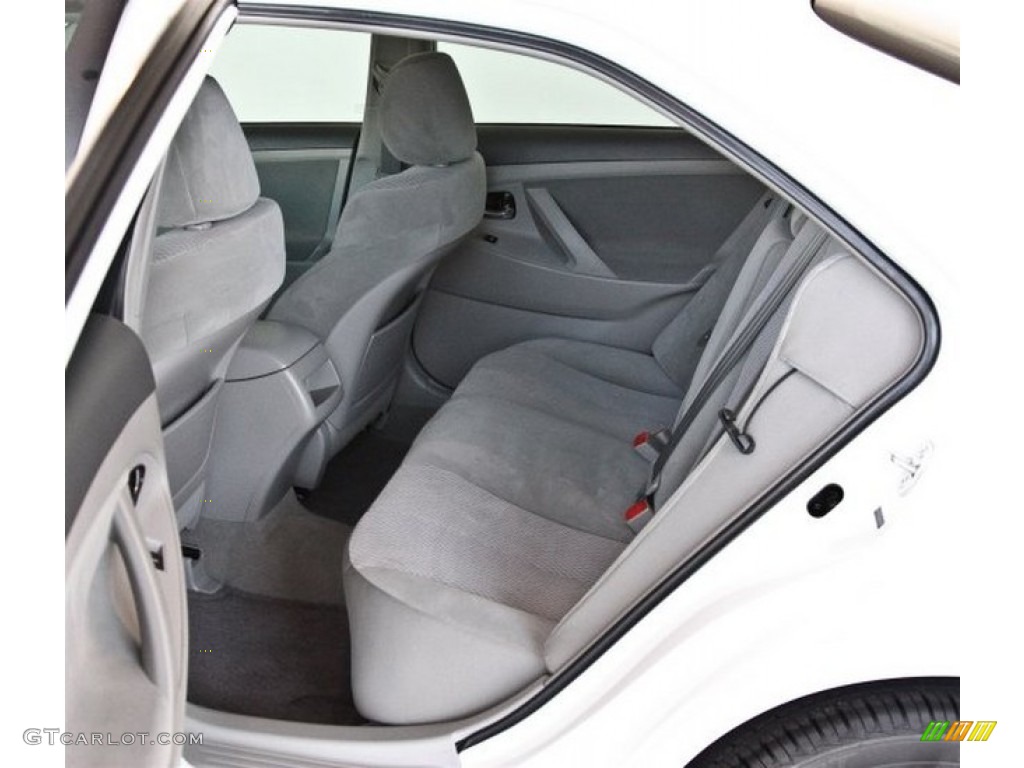 2010 Camry LE - Super White / Ash Gray photo #8