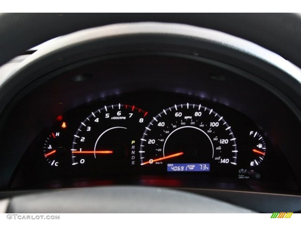 2010 Camry LE - Super White / Ash Gray photo #10