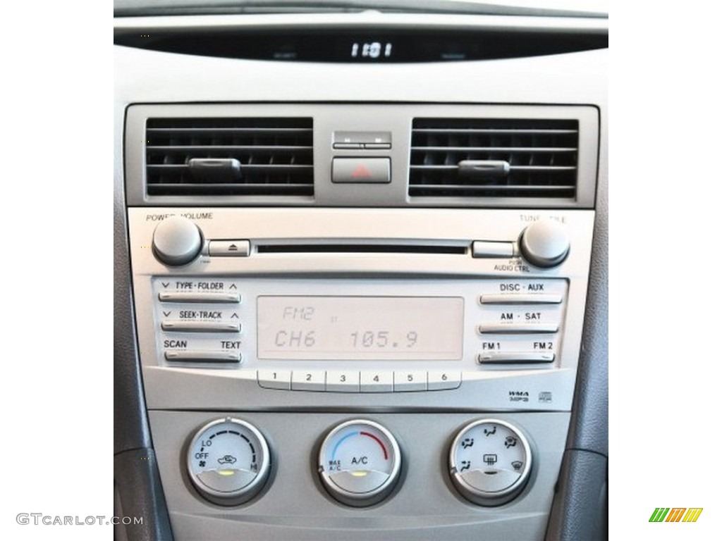 2010 Camry LE - Super White / Ash Gray photo #11