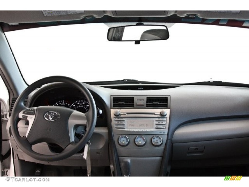 2010 Camry LE - Super White / Ash Gray photo #12