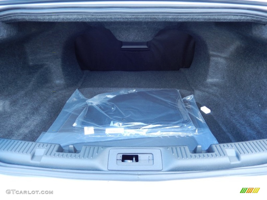 2013 Lincoln MKS FWD Trunk Photos
