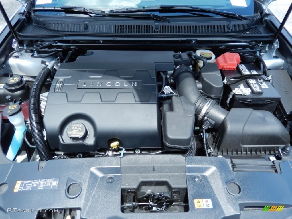 2013 Lincoln MKS FWD Engine Photos