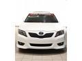 Super White - Camry SE Photo No. 6