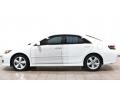 Super White - Camry SE Photo No. 13