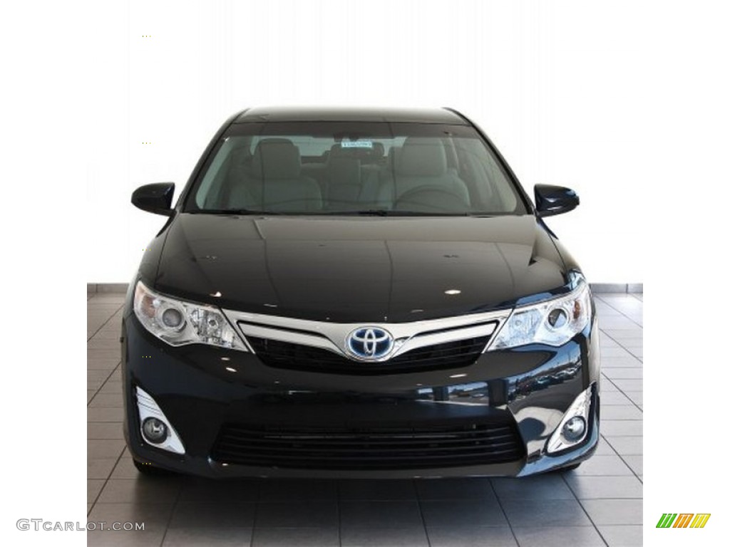 2013 Camry Hybrid XLE - Attitude Black Metallic / Ivory photo #3