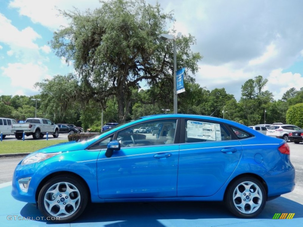 2013 Fiesta Titanium Sedan - Blue Candy / Arctic White Leather photo #2