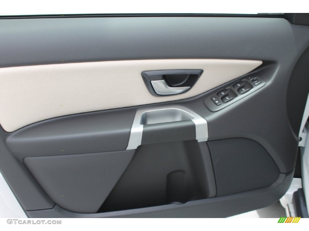 2013 Volvo XC90 3.2 R-Design R-Design Calcite Door Panel Photo #82510248