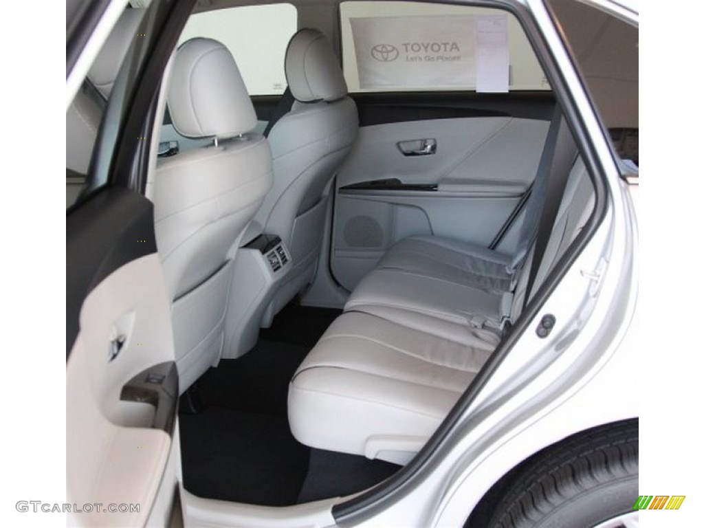 2013 Toyota Venza XLE Rear Seat Photo #82511822