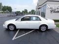 2006 White Lightning Cadillac DTS Luxury  photo #7