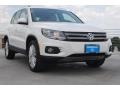 Candy White - Tiguan SE Photo No. 1
