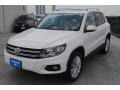 Candy White - Tiguan SE Photo No. 3