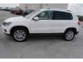 Candy White - Tiguan SE Photo No. 5