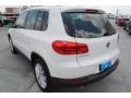 Candy White - Tiguan SE Photo No. 6