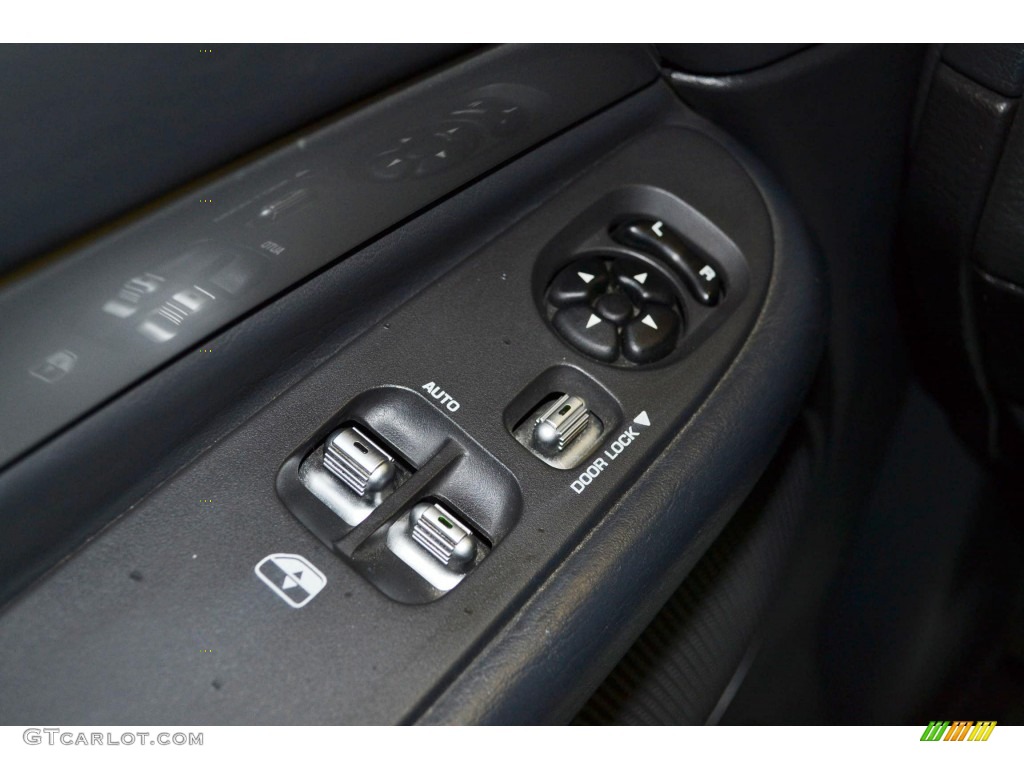 2005 Dodge Ram 1500 SRT-10 Regular Cab Controls Photo #82516199