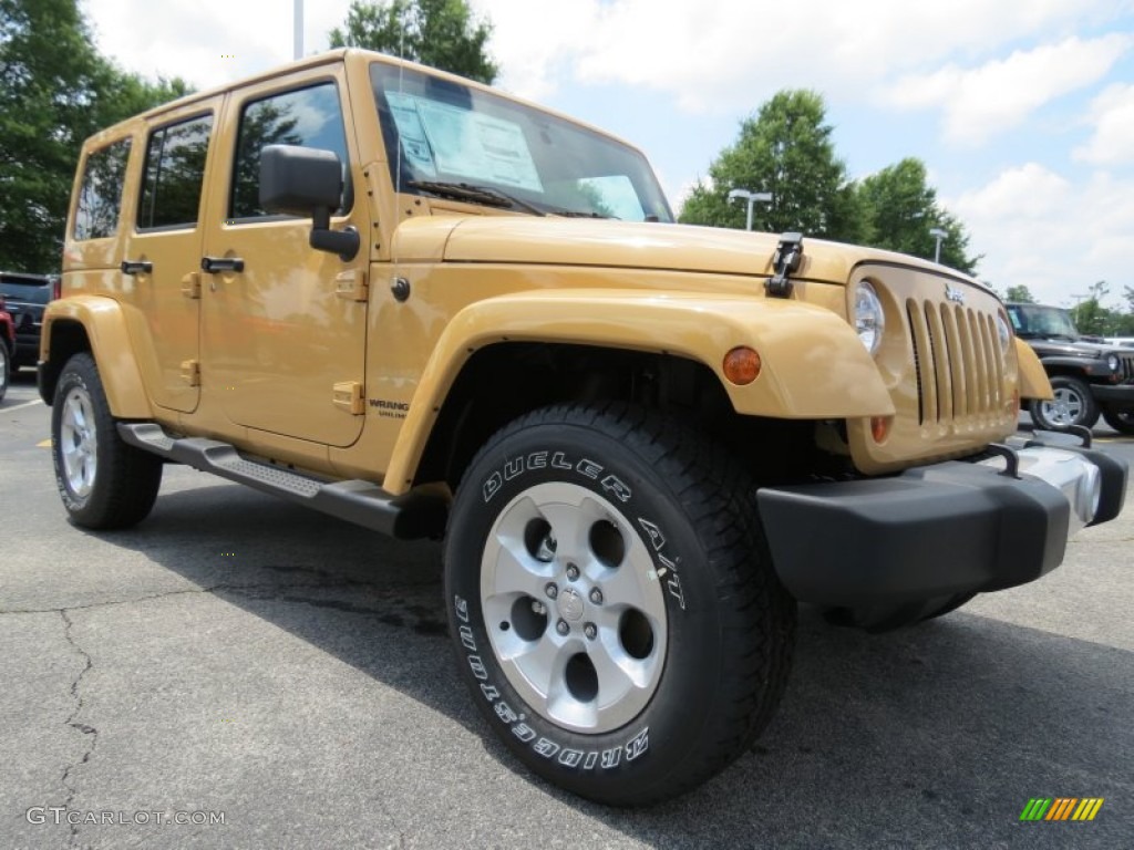 Dune 2013 Jeep Wrangler Unlimited Sahara 4x4 Exterior Photo #82516294