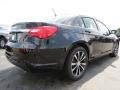 Black - 200 S Sedan Photo No. 3