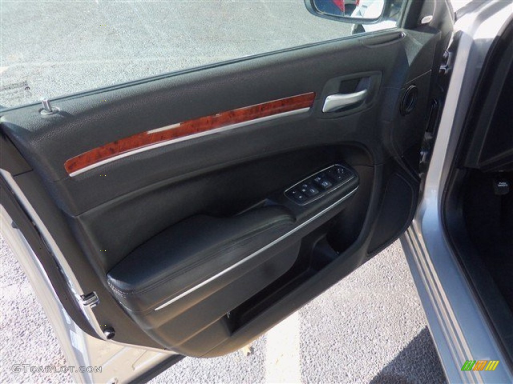 2012 300 Limited - Bright Silver Metallic / Black photo #10