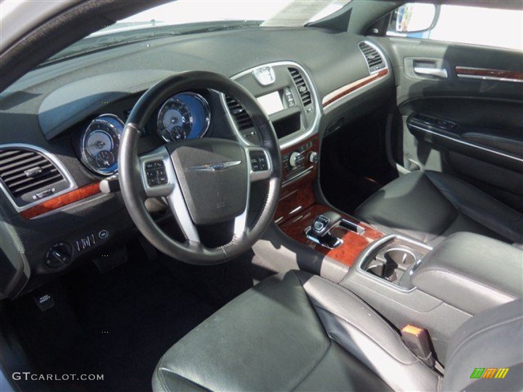 2012 300 Limited - Bright Silver Metallic / Black photo #11