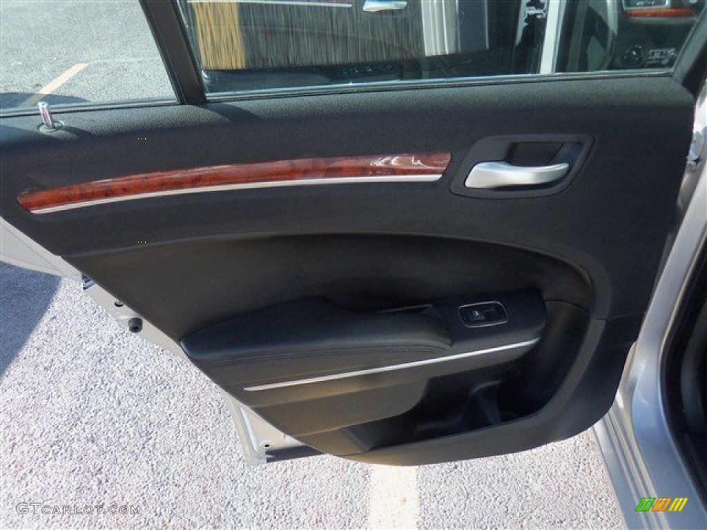 2012 300 Limited - Bright Silver Metallic / Black photo #13