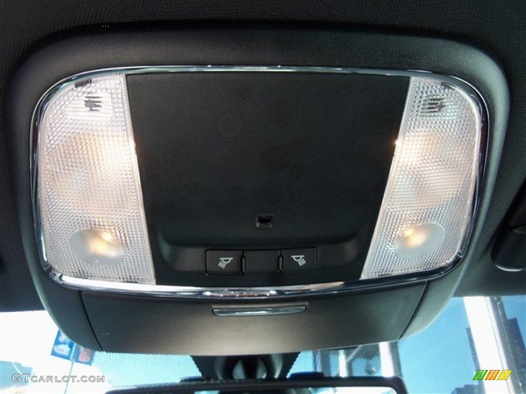 2012 300 Limited - Bright Silver Metallic / Black photo #23