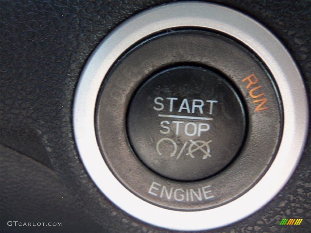 2012 300 Limited - Bright Silver Metallic / Black photo #24