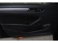 Black - Passat 2.5L Wolfsburg Edition Photo No. 15