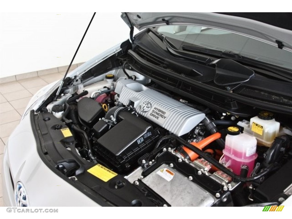 2010 Prius Hybrid III - Classic Silver Metallic / Dark Gray photo #12