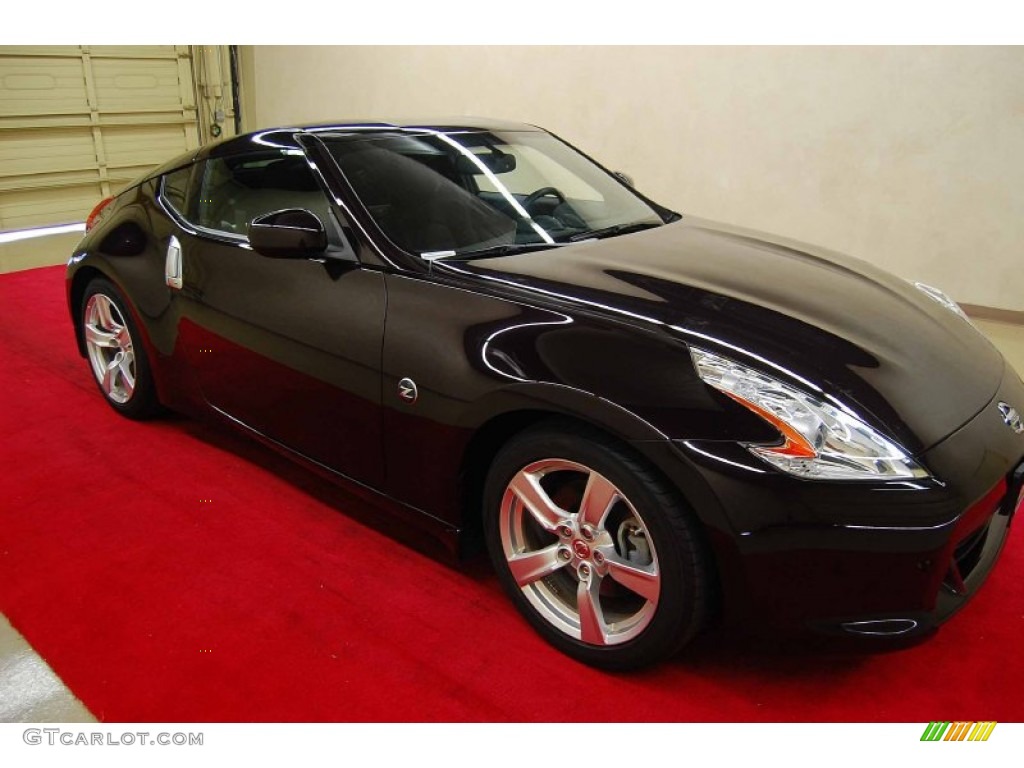 Black Cherry Nissan 370Z