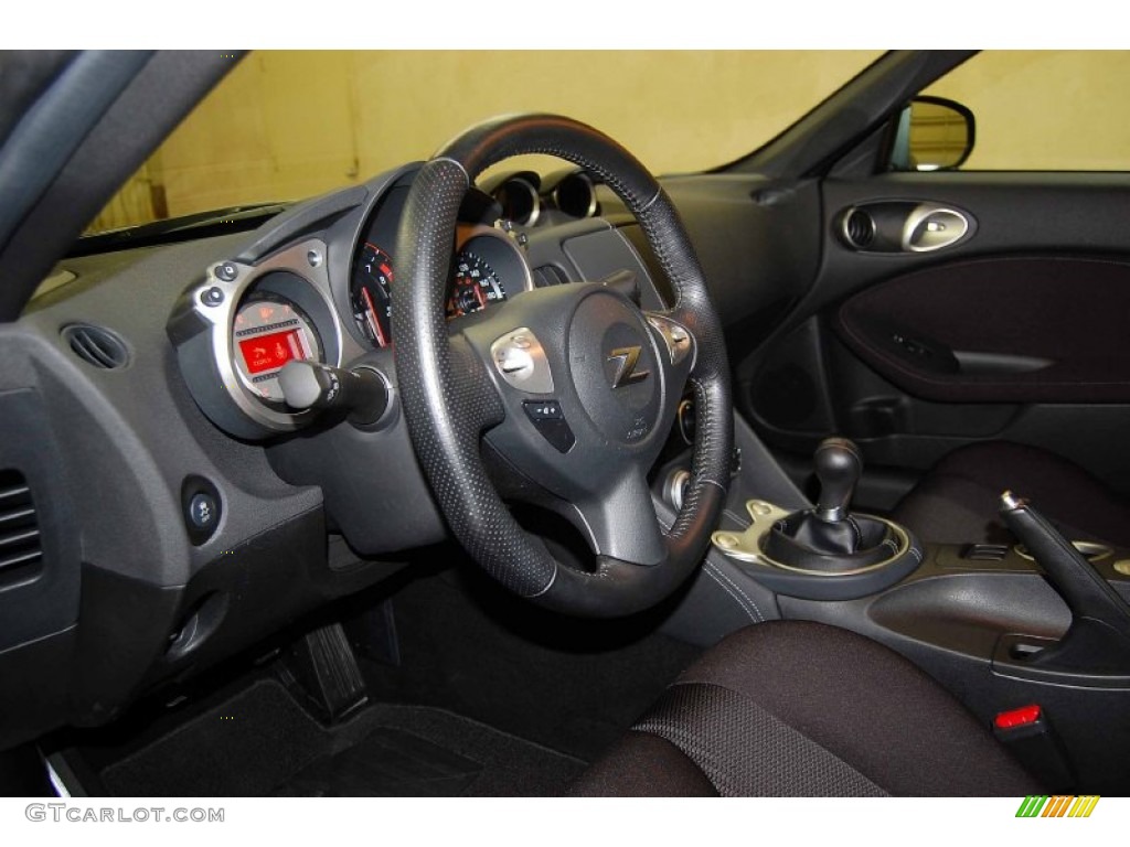 2012 370Z Coupe - Black Cherry / Black photo #11