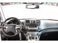 Classic Silver Metallic - Highlander SE Photo No. 11