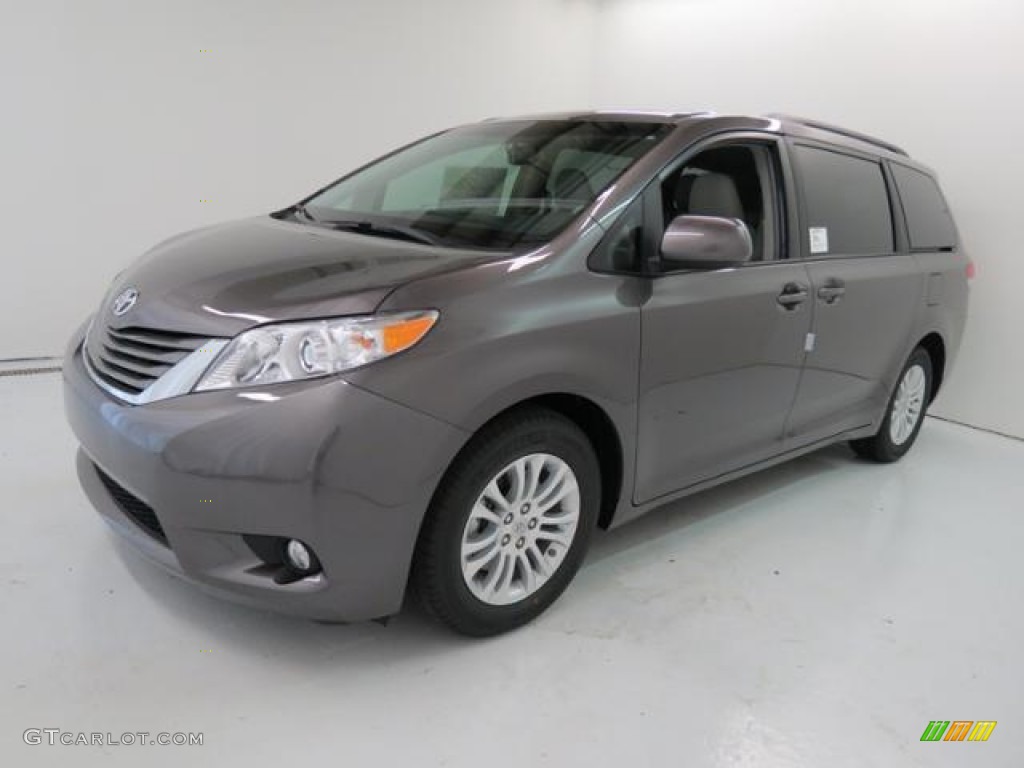 Predawn Gray Mica 2013 Toyota Sienna XLE Exterior Photo #82521962