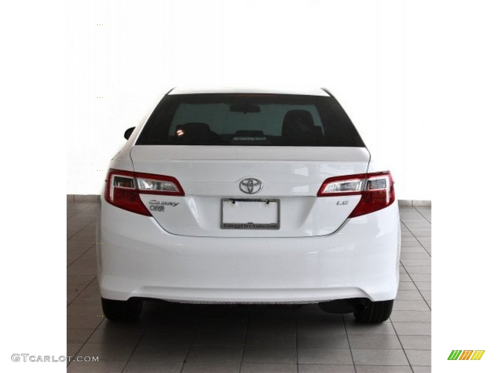 2013 Camry LE - Super White / Ash photo #4