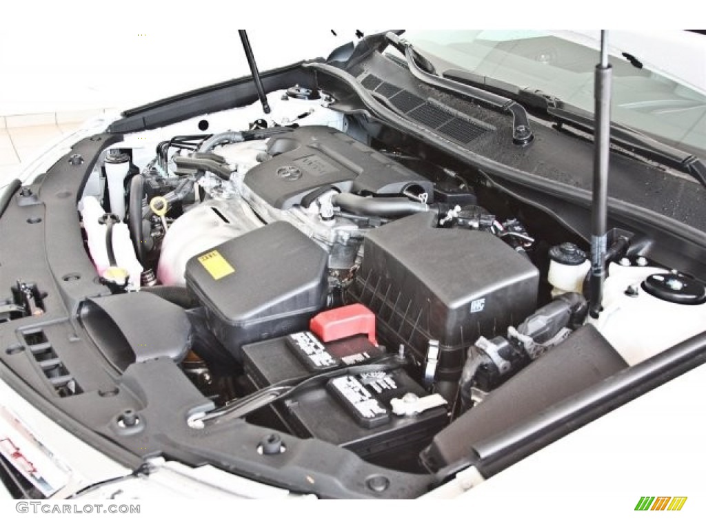 2013 Camry LE - Super White / Ash photo #6
