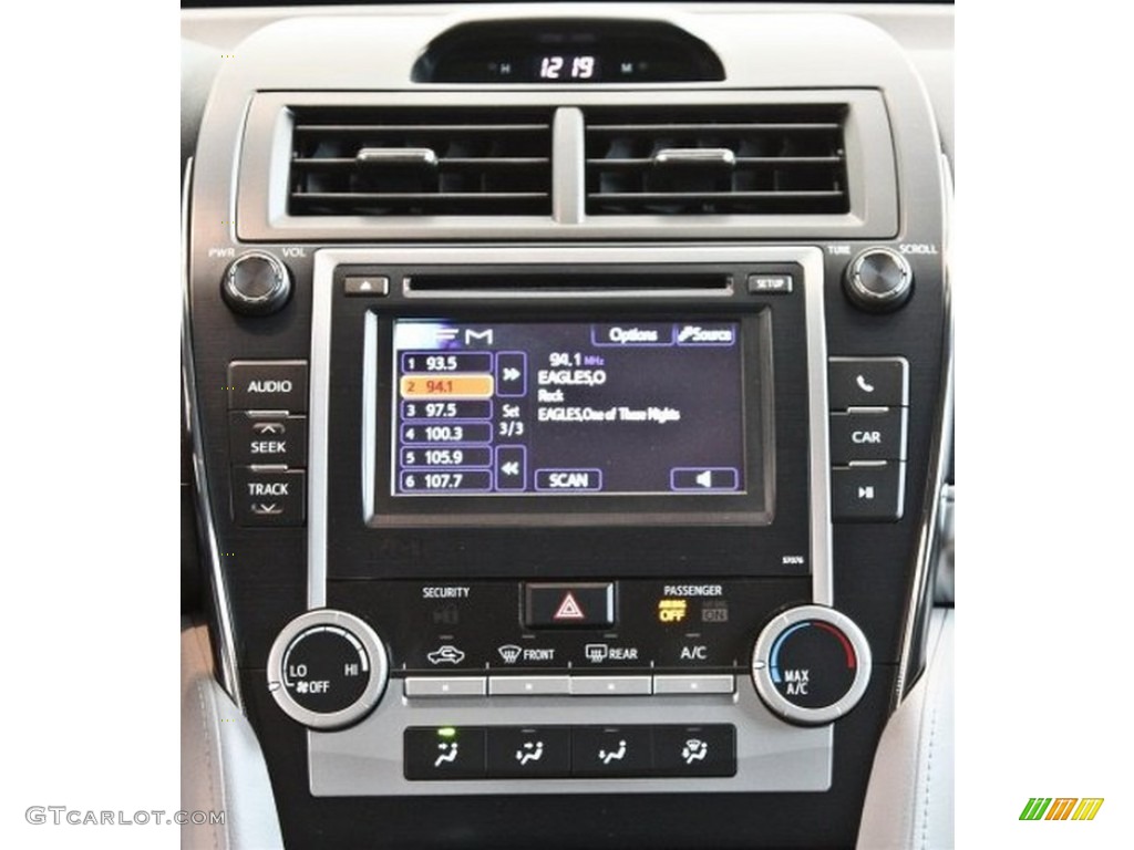2013 Camry LE - Super White / Ash photo #11