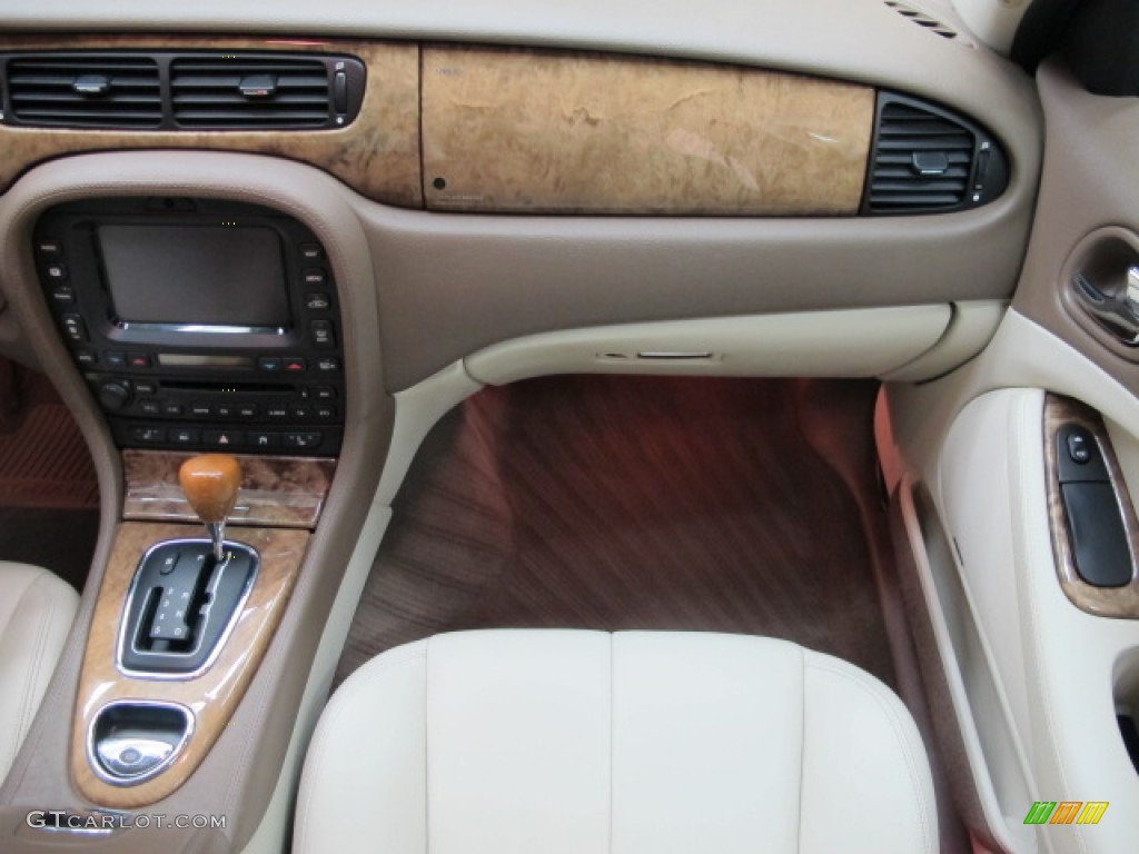 2005 S-Type 4.2 - Seafrost Metallic / Ivory photo #27