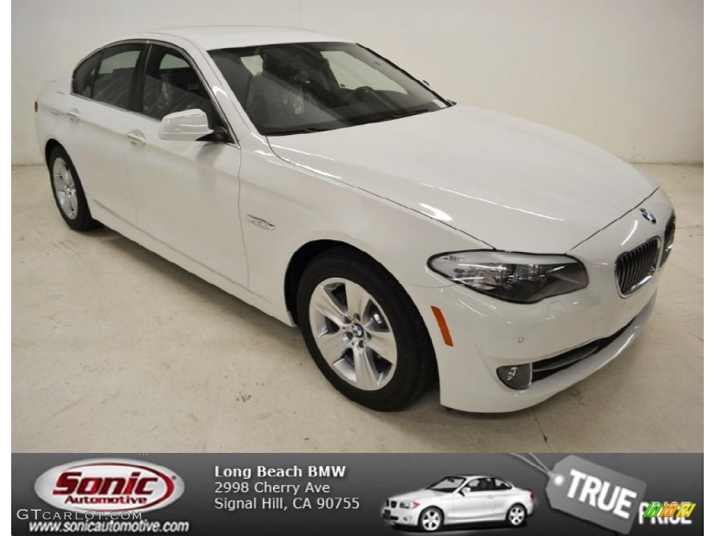 2013 5 Series 528i Sedan - Alpine White / Black photo #1