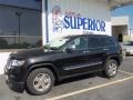 Brilliant Black Crystal Pearl - Grand Cherokee Limited Photo No. 5