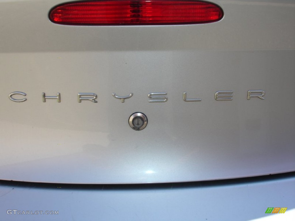 2002 Sebring LXi Sedan - Brilliant Silver Metallic / Dark Slate Gray photo #30