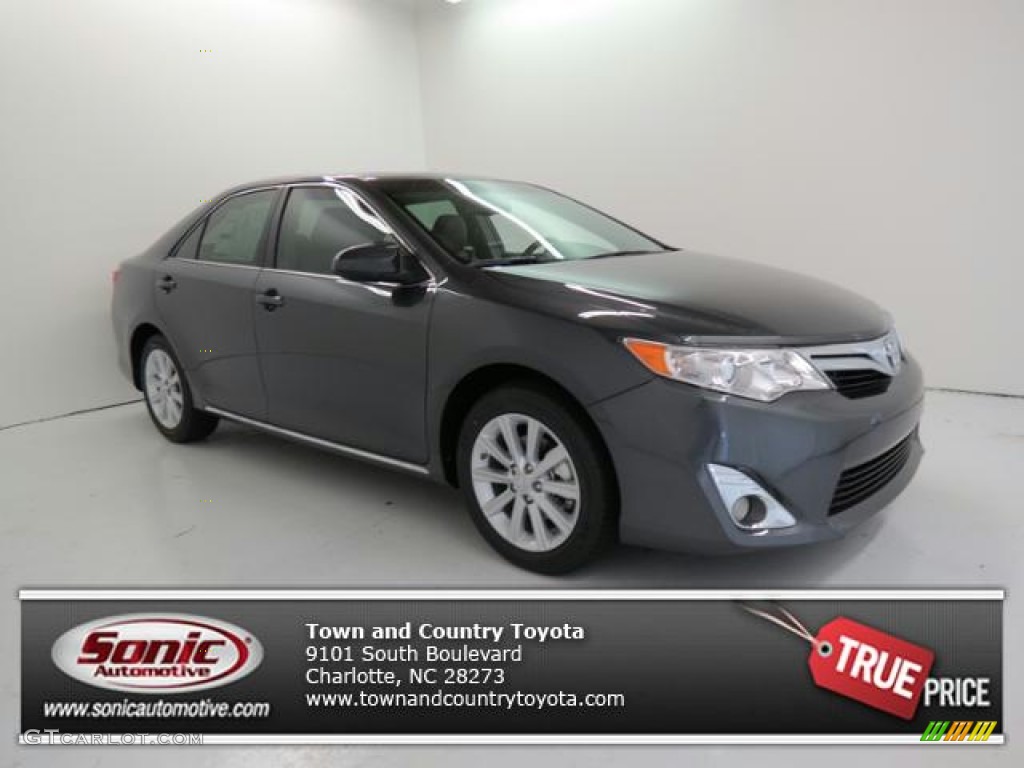 2013 Camry XLE - Magnetic Gray Metallic / Ash photo #1
