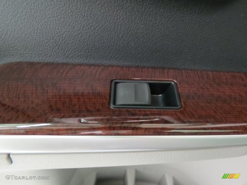 2013 Camry XLE - Magnetic Gray Metallic / Ash photo #7