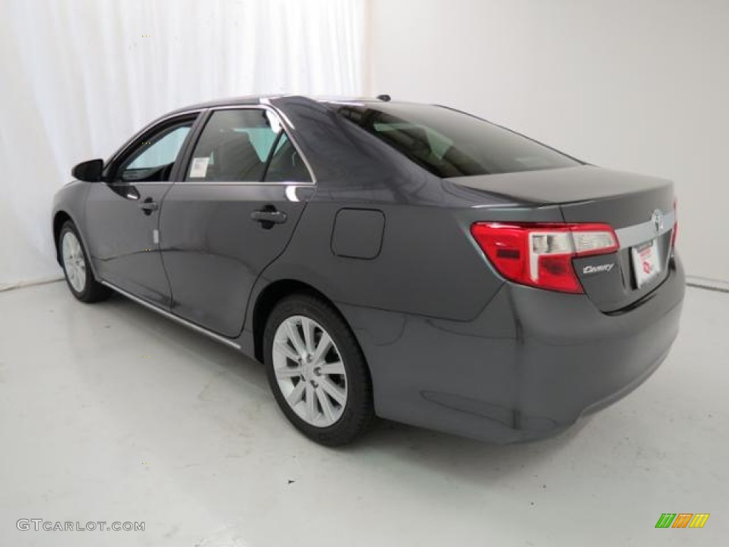 2013 Camry XLE - Magnetic Gray Metallic / Ash photo #24