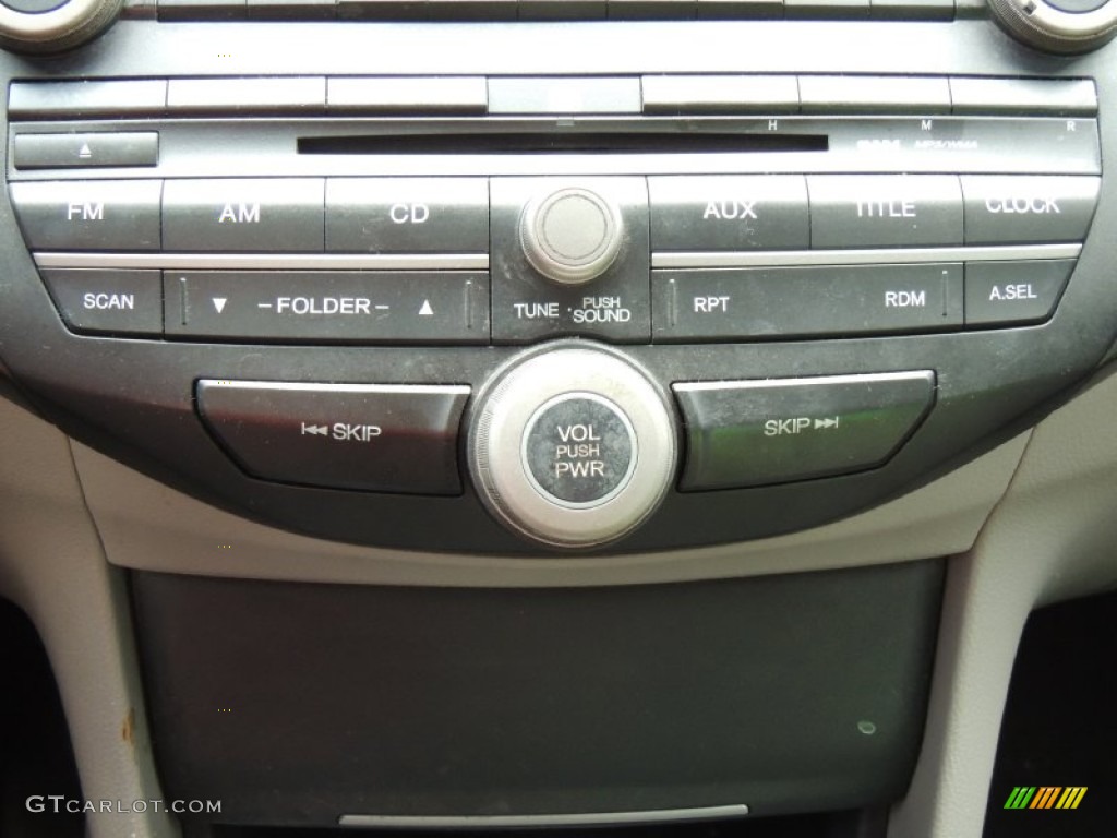 2008 Honda Accord LX Sedan Controls Photos