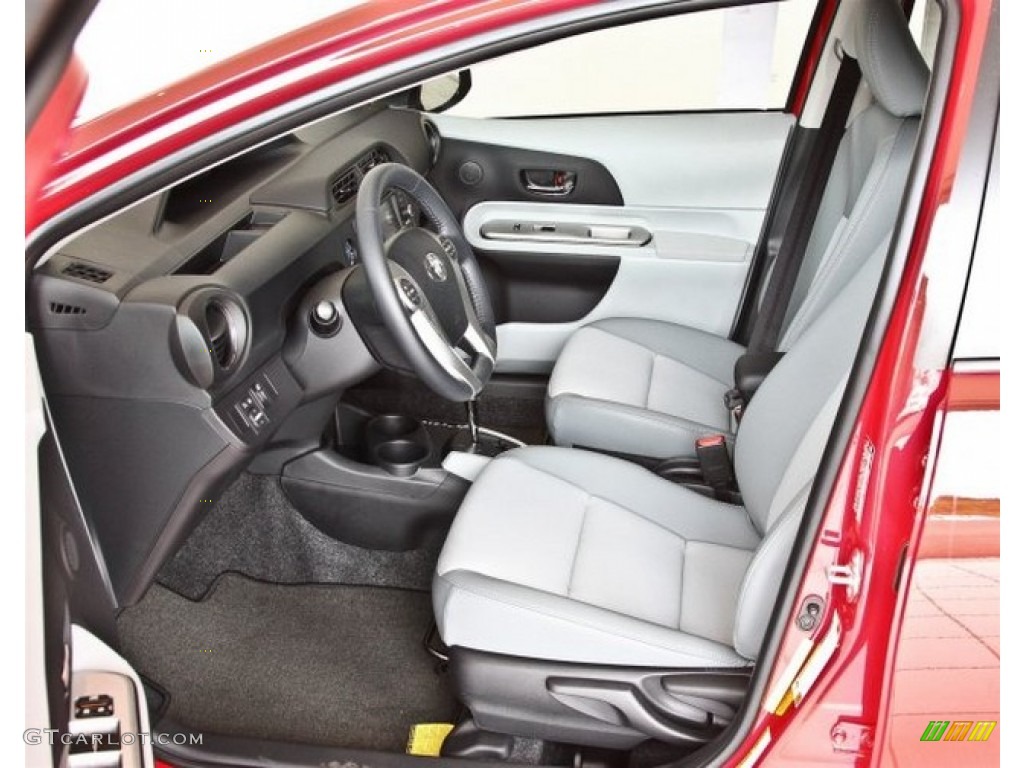 Light Blue Gray Interior 2013 Toyota Prius c Hybrid Four Photo #82528193