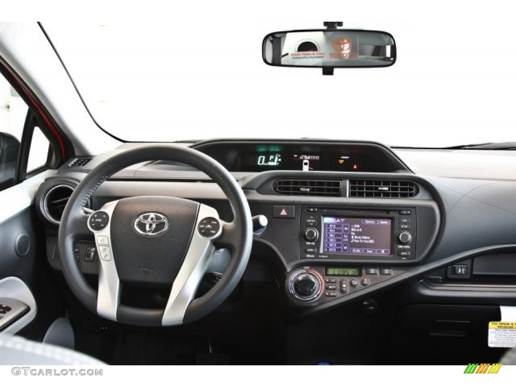 2013 Toyota Prius c Hybrid Four Dashboard Photos
